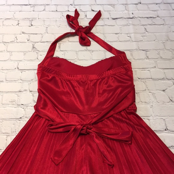 Speeckless Small Red Dress - Picture 9 of 12